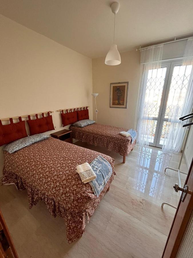 Camere In Appartamento Condiviso Vista San Luca Bologna Kültér fotó